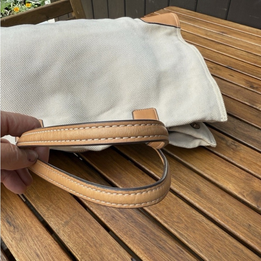 Large Tory Burch Cream and Tan Tote Bag - Picture 6 of 15